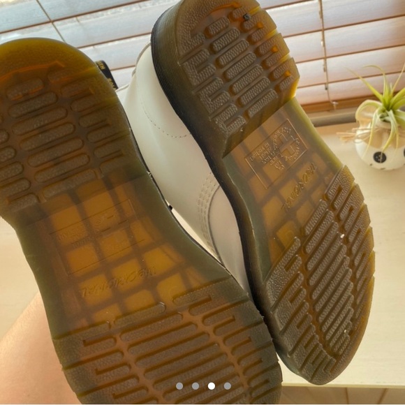 SOLD - Picture 2 of 4